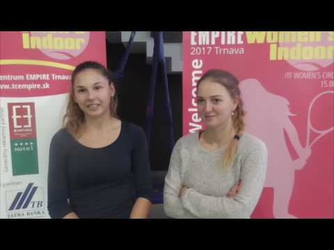 Sandra Jamrichová a Vivien Juhászová po porážce ve finále deblu ITF v Trnavě