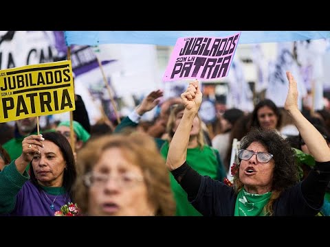 Protesters urge reform as Argentina considers welfare emergency bill