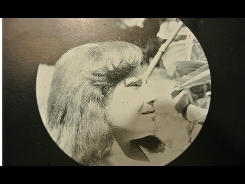 download lagu mp3 mp4 Gilberte Nue, download lagu Gilberte Nue gratis, unduh video klip Gilberte Nue