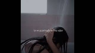 İkiye On Kala - İyi Ve Güzel Kadınlar Hep Ağlar (Sözleri/Lyrics)