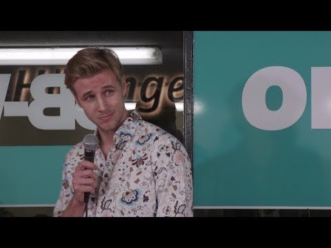 Talent Award 2017 - Philip Siedau: The wannabe Ryan Gosling - Night Wash