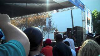 Moniquea Live Performance @ Taste Of Soul 2011