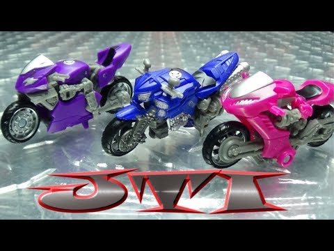 JUST TRANSFORM IT!: Studio Series Deluxe Arcee, Chromia, Elita-1