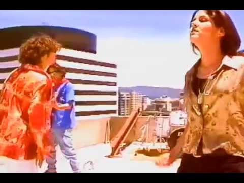 Golpes Bajos - Maldito el Día [Video Original]
