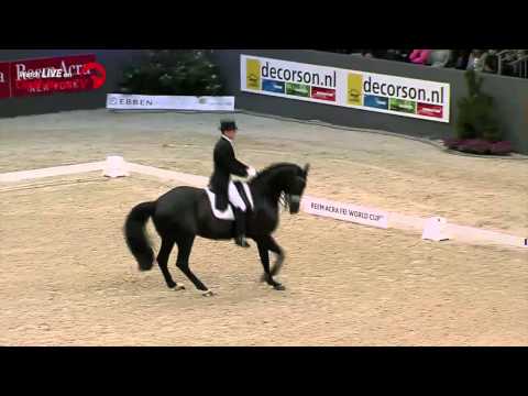 Edward Gal wint Wereldbeker Kür met Glock's Undercover tijdens Indoor Brabant