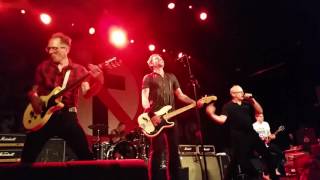 Bad Religion - Overture + Sinister rouge (live in Amsterdam)