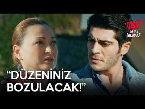 Murat took his mother Leyla home! | Love Doesn't Understand Words