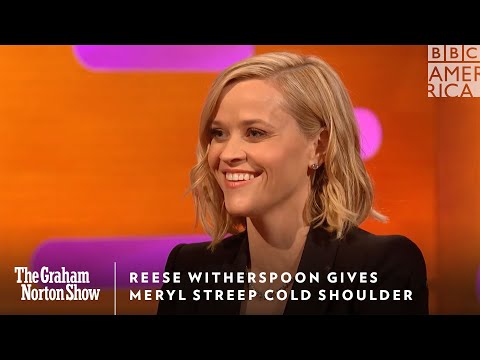 リース・ウィザースプーン、メリル・ストリープにコールドショルダーを与える｜ザ・グレアム・ノートン・ショー｜金曜日｜BBCアメリカ (Reese Witherspoon Gives Meryl Streep Cold Shoulder | The Graham Norton Show | Friday | BBC America)