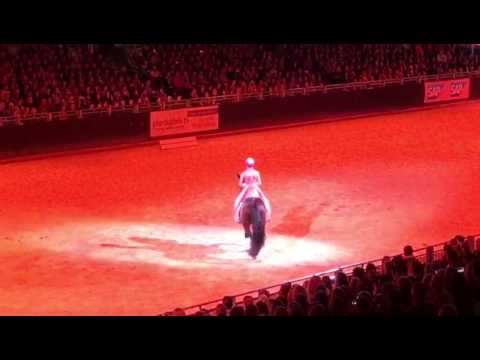 Ingrid Klimke mit Franziskus bei „INGRID KLIMKE live presented by SAP“