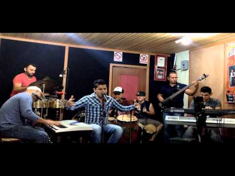 D'Seis - Bachata Rosa - EN VIVO