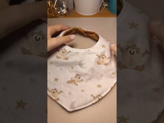 Vídeo relacionado con BALÚ Cesta Bebé Recién Nacido (5 Piezas), Manta Bebé Personalizada, Babero Bandana, Mordedor, Chupetero Y Tarjeta Madera Bienvenida, Canastilla Bebe Personalizada. Regalo Bautizo