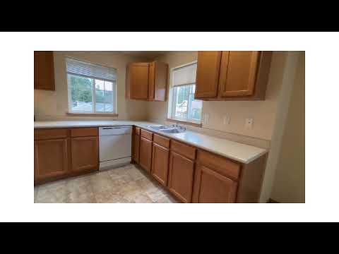 RENT SPECIAL! 1 MONTH FREE RENT! 3 Bedroom, 2 Bath in York Neighborhood! property video