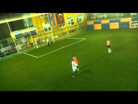 Öz Alibeyköy Halısaha 24.10.2015 20:00 - akillisaha.com