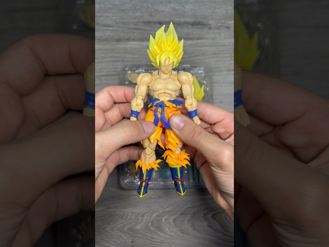 Vídeo relacionado con Super Saiyan Son Goku -Legendary Super Saiyan- Fig. 14,5 cm Dragon Ball z SH figuarts re-Run