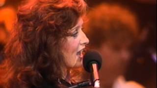 Bonnie Raitt - Willya Wontcha - 11/26/1989 - Henry J. Kaiser Auditorium (Official)