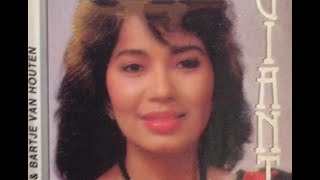 Download lagu IIS SUGIANTO - Memory Januari (Keyboard Records / Atlantic Records) (1988) (Original) (HQ) mp3 Download lagu IIS SUGIANTO - Memory Januari (Keyboard Records / Atlantic Records) (1988) (Original) (HQ) mp3