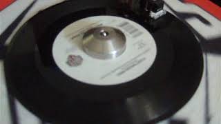 Fleetwood Mac - When I See You Again, playing at the wrong speed