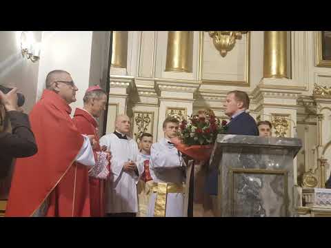 Przywitanie ks.Biskupa przez rodziców