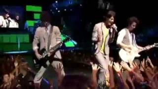 Jonas Brothers - BB Good - Official Music Video