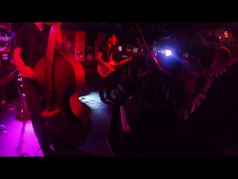 Henchmen - 'It's Only Rock n Roll' - Live at Chopper John's