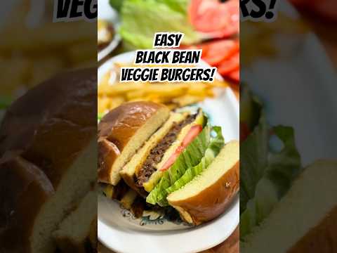 Black Bean Veggie Burgers #recipe #easyrecipe #veggieburger