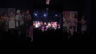 IDENTITÉ CURTAIN CALL