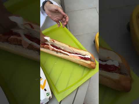 Albaik Baguette خبز فرنسي مع البيك