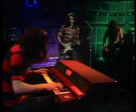 Rory Gallagher - Hands Off (live)