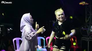 Download lagu DJ MUTIARA VERSI DJ TUMRIN || MC LESKAR BKJ MUSIK || LIVE IN UJUNG KULON mp3