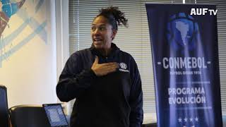 Curso de Ftbol Femenino de AUF - CONMEBOL para entrenadores y preparadores fsicos.
