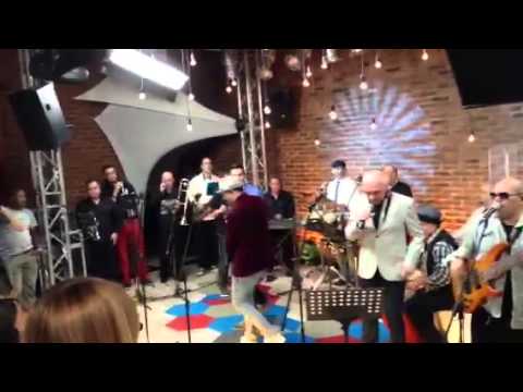 A Plena Vista... PepsiStream Guaco