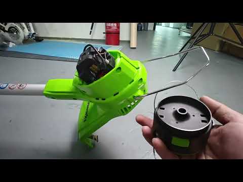 How To Open and Replace Greenworks 40v Trimmer Head