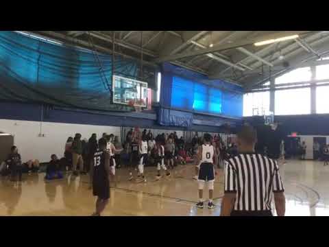 Riverside Hawks-Drew triumphant over Youngbucks, 36-24 - The Big Apple Classic