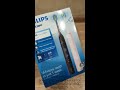 Электрическая зубная щетка Philips HX683035