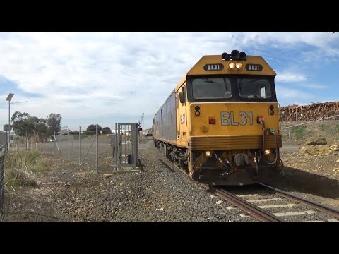 BL31, G520, BL32 7731V Grain Departing Geelong Grain Loop