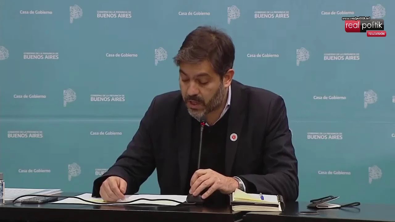 Bianco contra Carrió: “No está comprobado que el sombrero mexicano proteja contra el coronavirus"