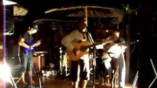 MEMORIAS DE LA CARRETERA DE MIGUEL RIOS POR NICOLÁS CAPELO