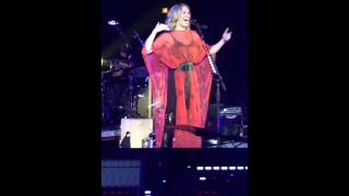 Jennifer Nettles "money ball" 11/22/15 Westbury NY