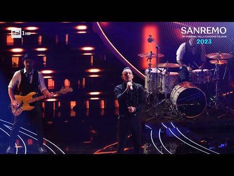 Sanremo 2023 - Modà cantano 'Lasciami'