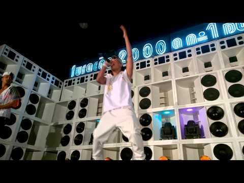 MC Novinho Da Praça - Elas sarram Em Mim