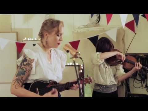 She Makes War - Butterflies (Live from Lightship95)