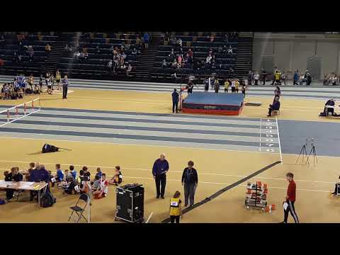 Shayna Asamoah & Erin Gilhooly girls U13 200m heat 3