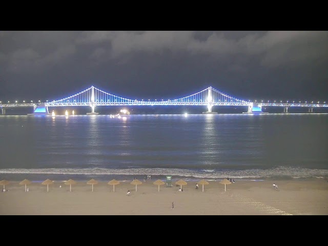 釜山・広安大橋と広安里海水浴場