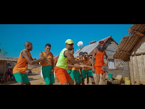 YZIHOVEL - SAHOLA (Nouveauté Clip Gasy 2023)