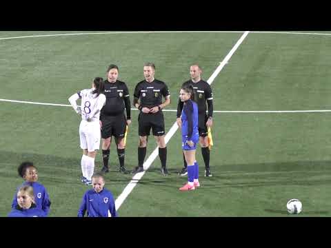 KRC Genk Ladies and RSC Anderlecht enter the pitch in Genk on 15.02.2025!