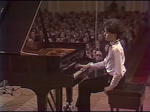 Evgeny Kissin plays Chopin Mazurkas, Nocturnes, Scherzo, Fantaisie - video 1985