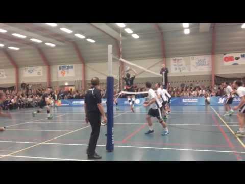 Heijting word afgeblokt  door baan