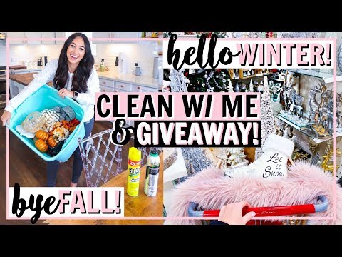 HOLIDAY CLEAN WITH ME 2018! LET'S GET READY TO DECORATE FOR CHRISTMAS | Alexandra Beuter Video