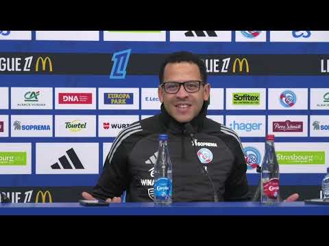 Strasbourg coach Liam Rosenior, at a press conference before Strasbourg - Brest!