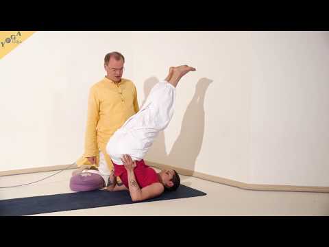 Gestützter Schulterstand - Yoga Asana Lexikon